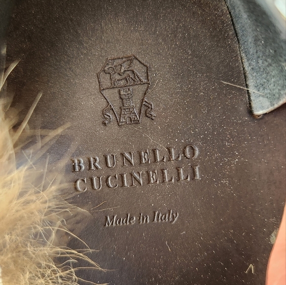 Brunello Cucinelli 100%โ Plush Fur Toe Strap Sandals A176 - Picture 9 of 14